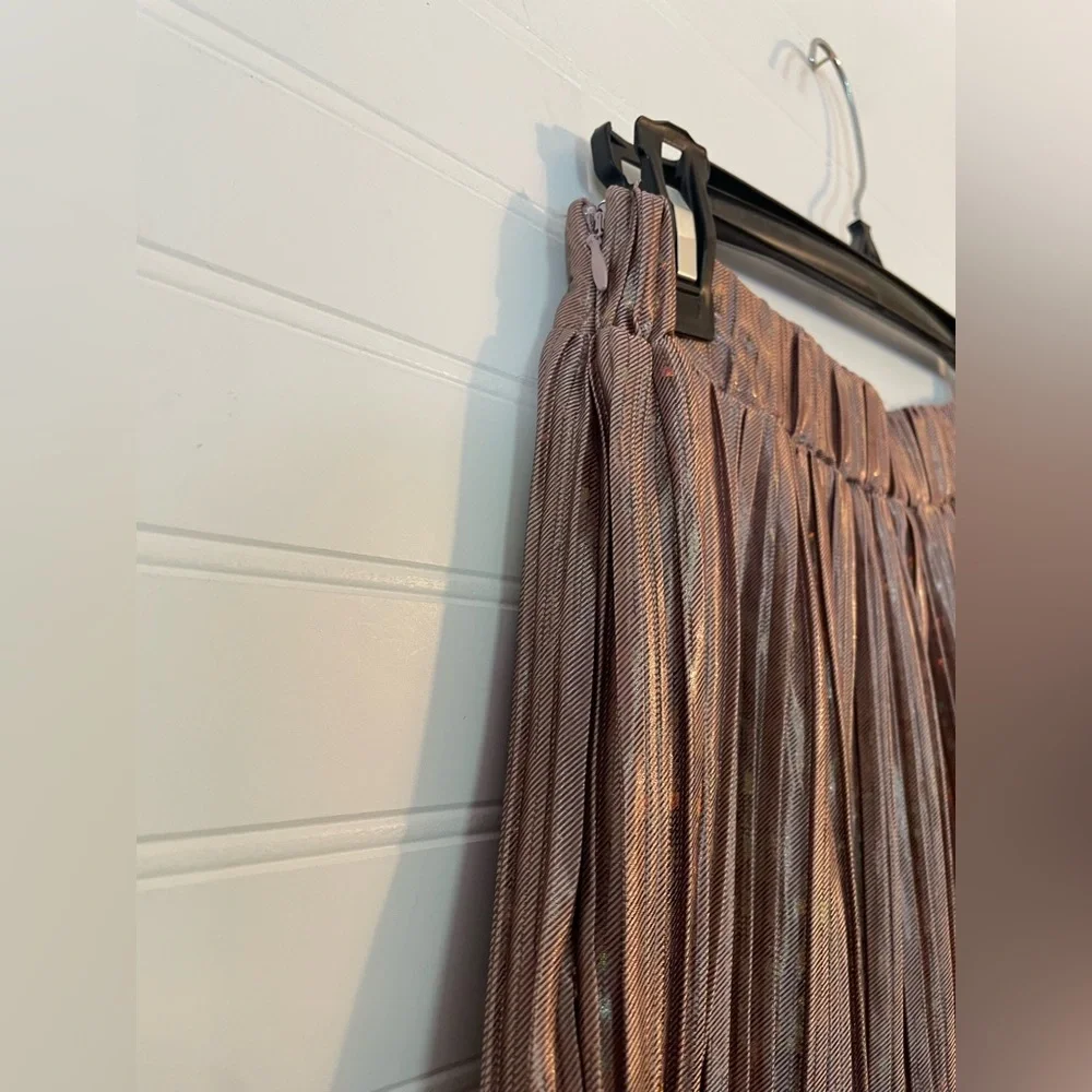 Sugarlips Pink Metallic Pleated Skirt NWT Size Medium